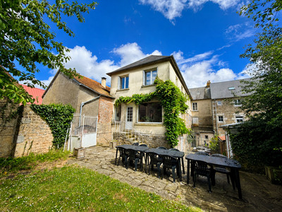 French property for sale in Carrouges, Orne - €267,500 - photo 8