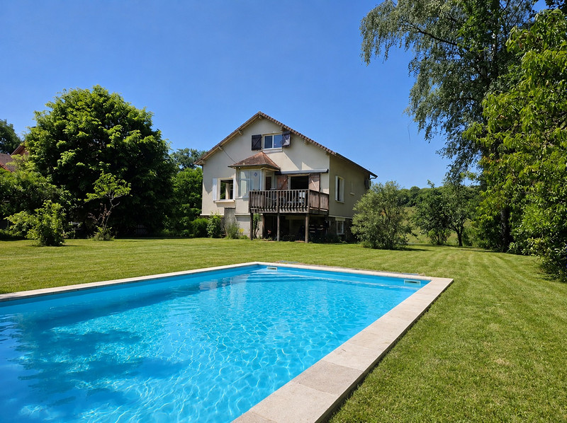 French property for sale in La Coquille, Dordogne - €215,000 - photo 0