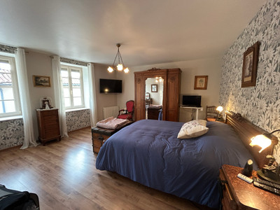 French property for sale in Coulon, Deux-Sèvres - €299,000 - photo 7