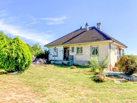 Maison à vendre à Saint-Yrieix-la-Perche, Haute-Vienne - 150.000 € - photo 1