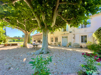 Maison à vendre à Saint-Rémy-de-Provence, Bouches-du-Rhône - 1.425.000 € - photo 1