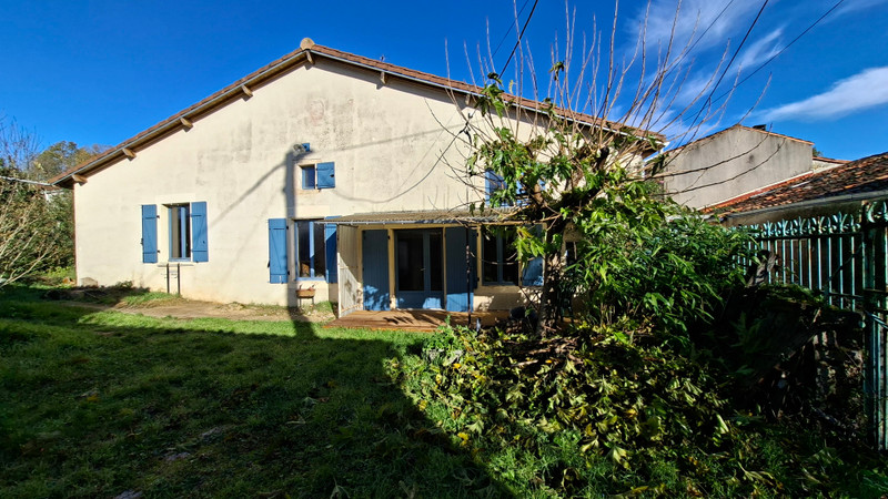 French property for sale in Luxé, Charente - €199,980 - photo 0