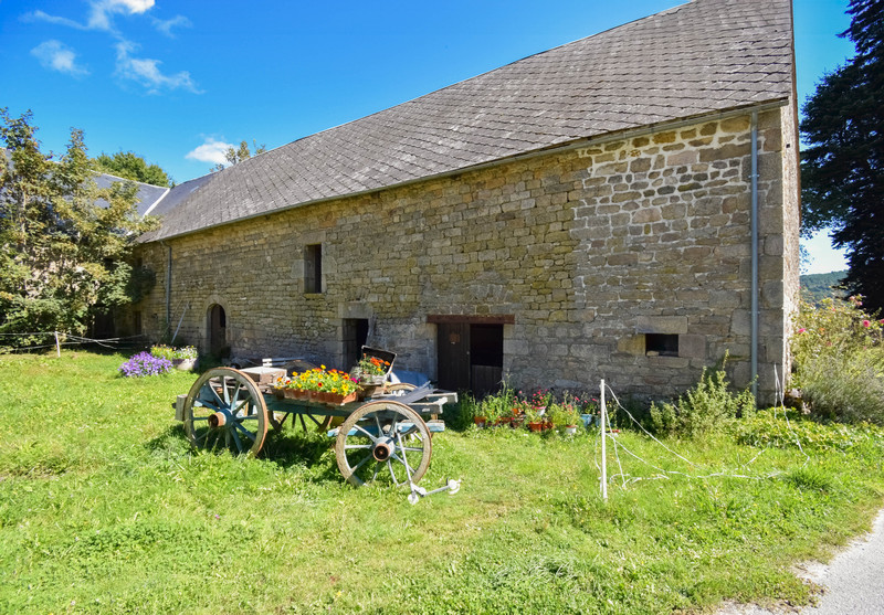 French property for sale in Tarnac, Corrèze - €222,600 - photo 9