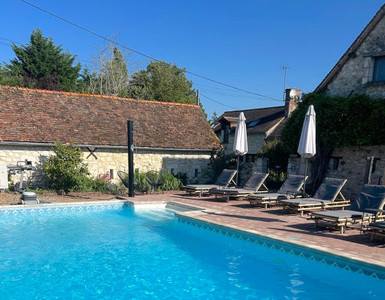 French property for sale in Noyant-Villages, Maine-et-Loire - €455,000 - photo 2