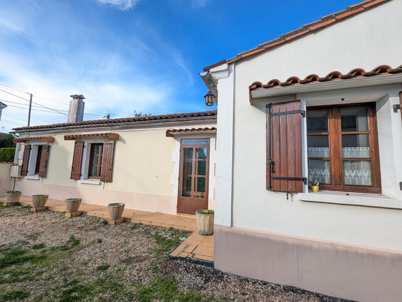 French property for sale in Angoulême, Charente - €129,600 - photo 8