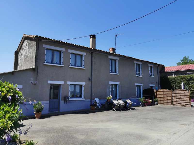 Maison à vendre en Pays de la Loire Vendée Menomblet Belle maison et