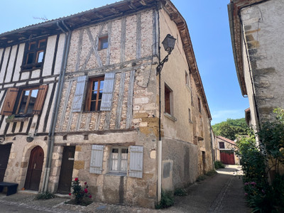 Maison à vendre à Saint-Jean-de-Côle, Dordogne, Aquitaine, avec Leggett Immobilier