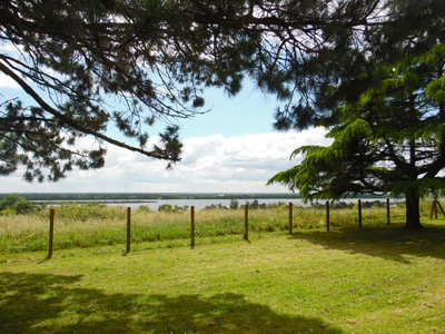 French property for sale in Bourg, Gironde - €530,000 - photo 1
