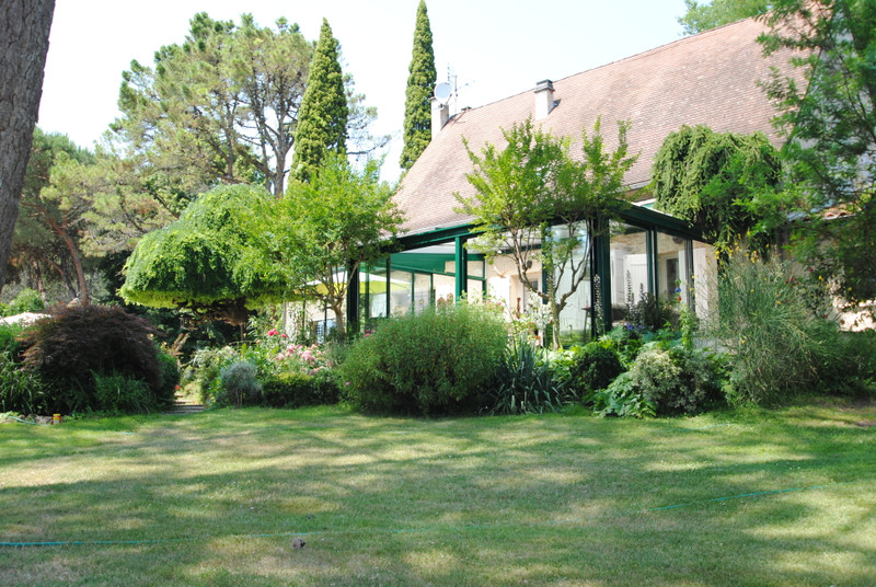 French property for sale in Eynesse, Gironde - &#8364;636,000 - photo 2