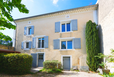 house for sale in Vaucluse