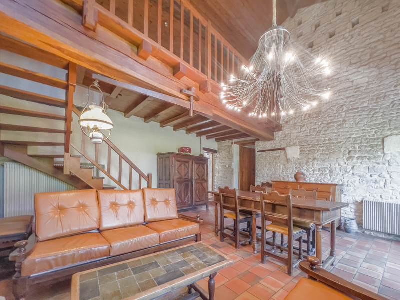French property for sale in Brie, Charente - €276,000 - photo 7