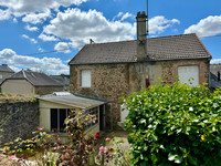 Maison à vendre à Pré-en-Pail-Saint-Samson, Mayenne - 58 000 € - photo 2