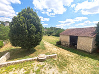 Maison à vendre à Vouthon, Charente - 109.000 € - photo 2