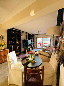 Appartement à vendre à Antibes, Alpes-Maritimes, PACA, avec Leggett Immobilier