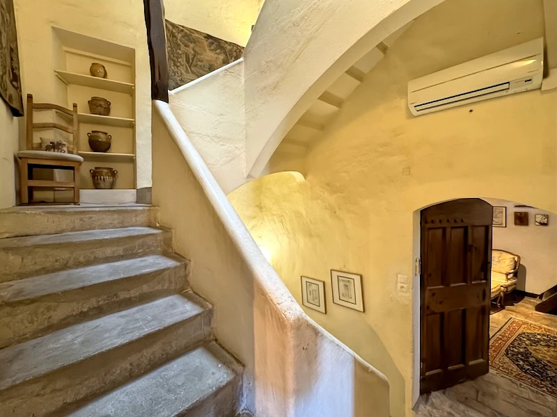 French property for sale in Saint-Rémy-de-Provence, Bouches-du-Rhône - €1,550,000 - photo 13