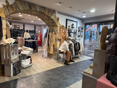 commercial for sale in Savoie