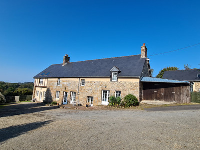 Maison à vendre à Saint-Michel-de-Montjoie, Manche, Basse-Normandie, avec Leggett Immobilier