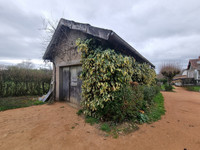 Maison à vendre à Exideuil-sur-Vienne, Charente - 109.000 € - photo 11