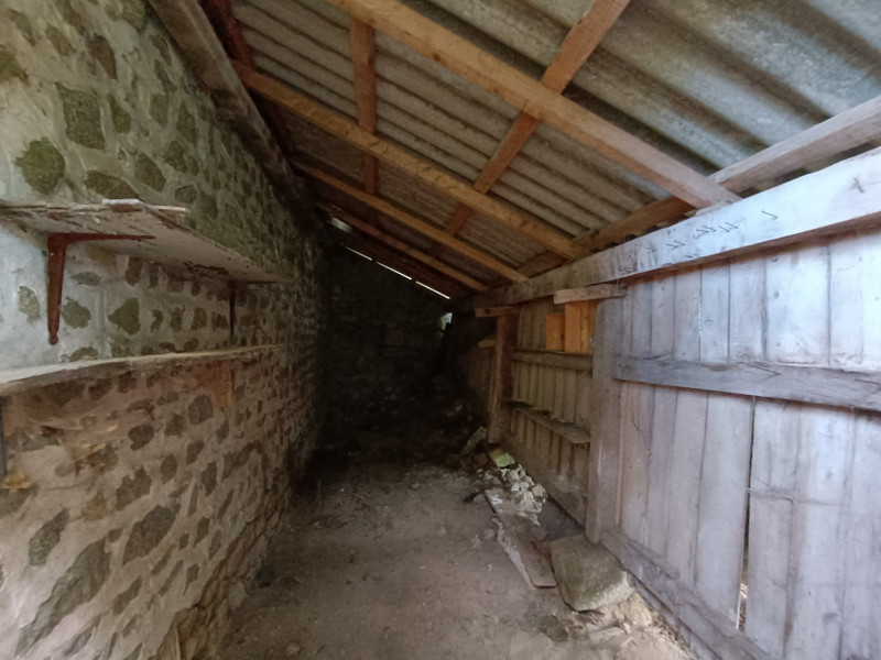 French property for sale in Auzances, Creuse - €56,600 - photo 6