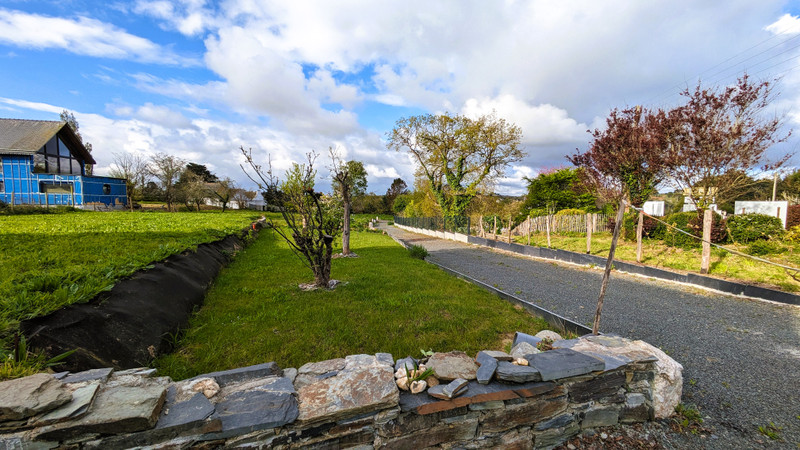 French property for sale in Locquirec, Finistère - €111,800 - photo 4