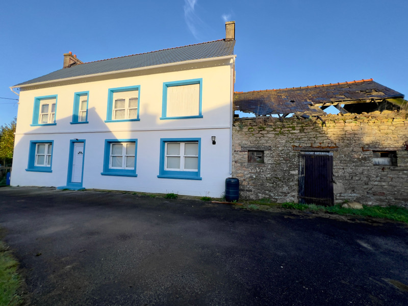 French property for sale in Guiscriff, Morbihan - €46,600 - photo 0