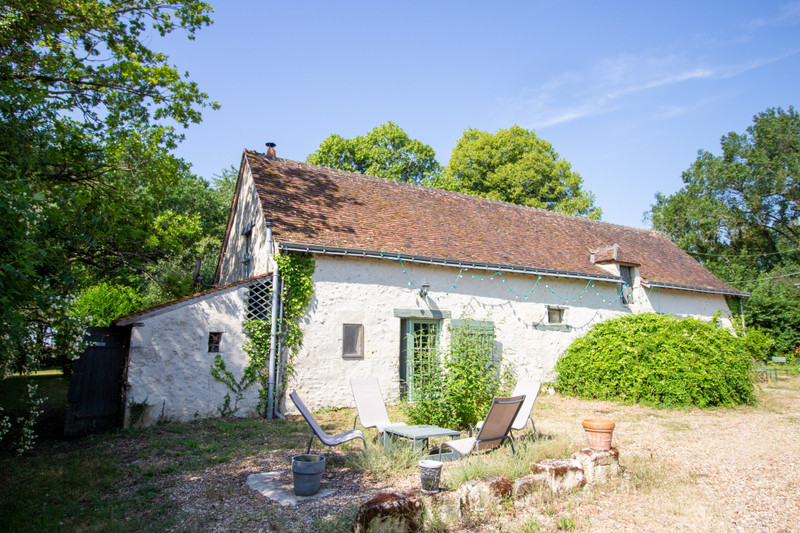 French property for sale in Betz-le-Château, Indre-et-Loire - €449,200 - photo 5