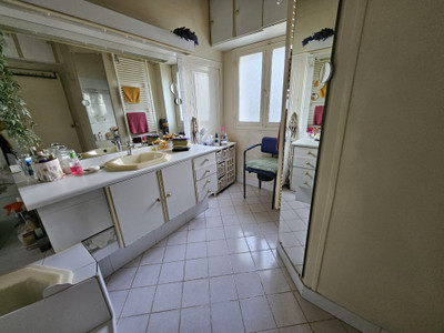 French property for sale in Latresne, Gironde - €595,000 - photo 8