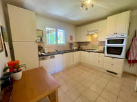 Maison à vendre à Montguyon, Charente-Maritime - 262.000 € - photo 8