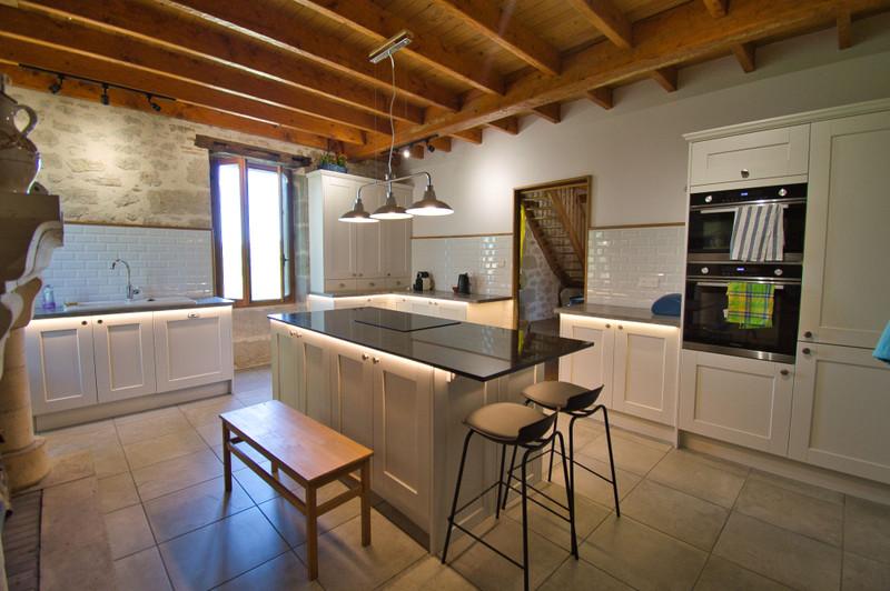 French property for sale in Monbahus, Lot-et-Garonne - €281,000 - photo 3
