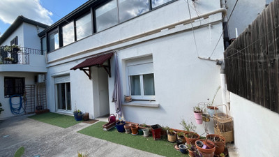French property for sale in Avignon, Vaucluse - €212,000 - photo 8