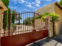 Propriété à vendre à Bourg, Gironde - 799 000 € - photo n°1