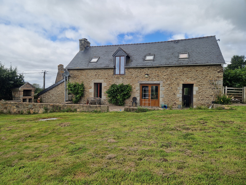French property for sale in Pont-Melvez, Côtes-d'Armor - €244,000 - photo 2