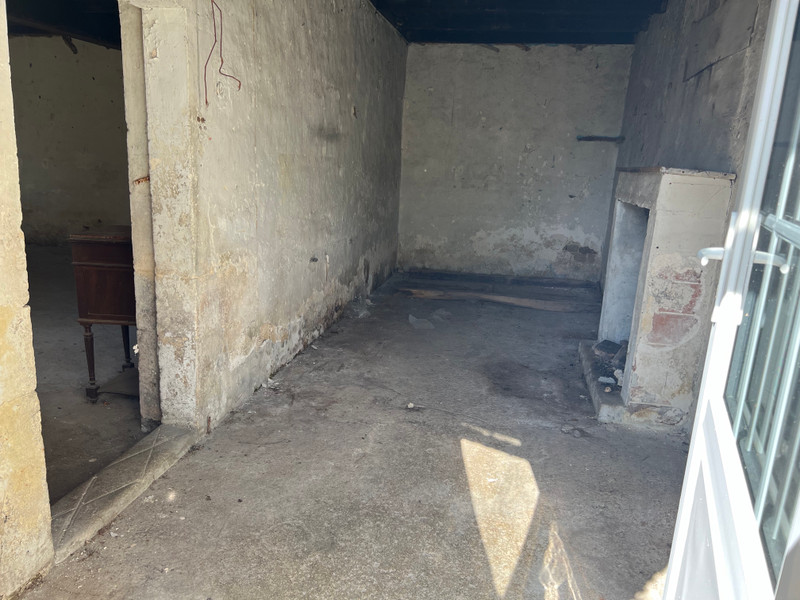 French property for sale in Sainte-Même, Charente-Maritime - €43,000 - photo 1