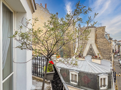 apartment for sale in Paris