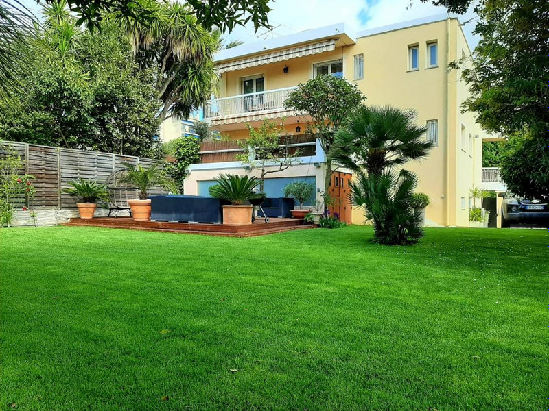 Vente Maison 173m² 7 Pièces à Antibes (06600) - Leggett Immobilier
