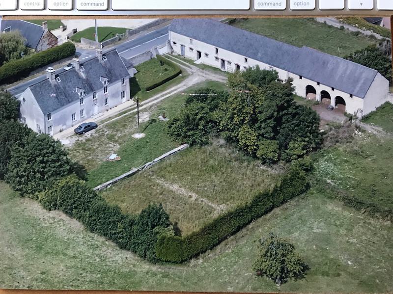 Maison à vendre à Sainte-Mère-Église, Manche - 368 750 € - photo 1 Maison à vendre à Sainte-Mère-Église, Manche - 368 750 € - photo 1