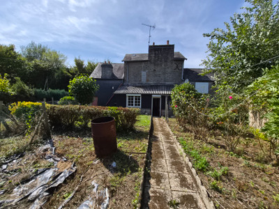 French property for sale in Le Teilleul, Manche - €71,600 - photo 2