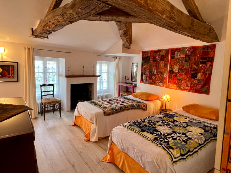 French property for sale in Jarnac, Charente - &#8364;344,500 - photo 9