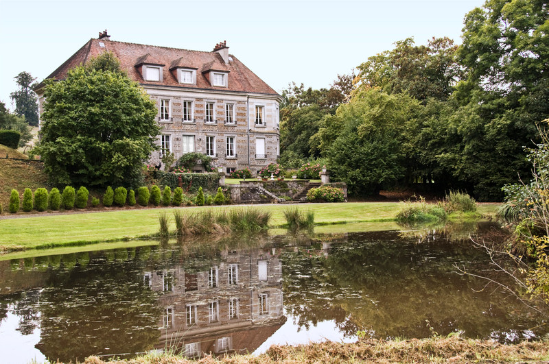French property for sale in Saint-Pierre-du-Regard, Orne - €840,000 - photo 2