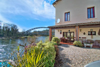 Propriété à vendre à Castelmoron-sur-Lot, Lot-et-Garonne - 475 000 € - photo n°1
