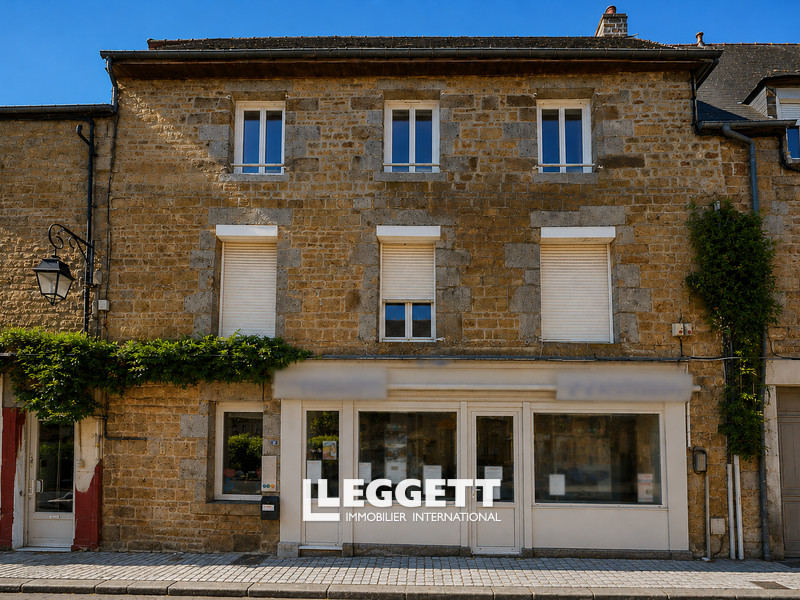 Maison 15 pièce(s), CARROUGES