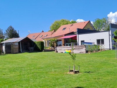 Maison à vendre à Luzy, Nièvre, Bourgogne, avec Leggett Immobilier