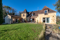 Propriété à vendre à Sarlat-la-Canéda, Dordogne - 405 000 € - photo n°1