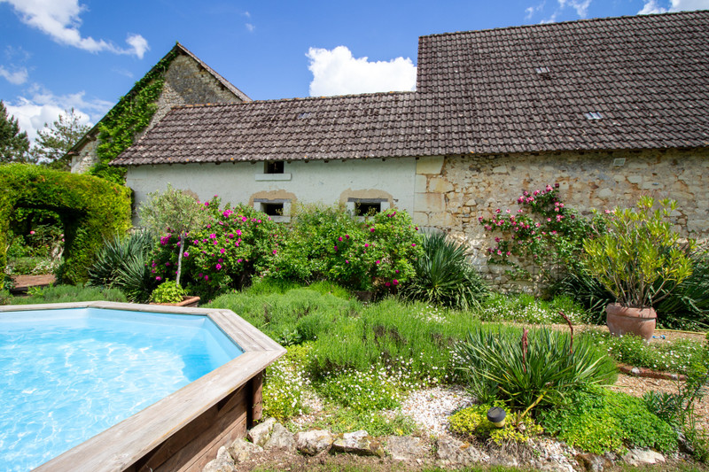 French property for sale in Charnizay, Indre-et-Loire - €472,500 - photo 6
