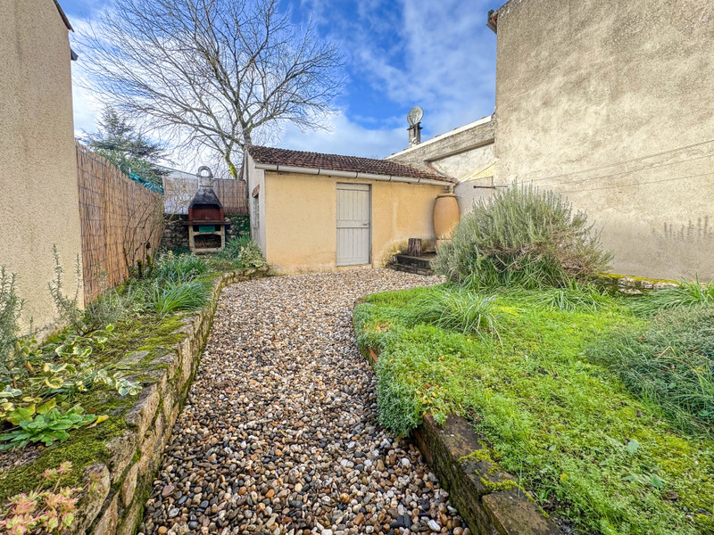 French property for sale in Castelnau Montratier-Sainte Alauzie, Lot - €139,500 - photo 2