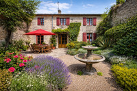Propriété à vendre à Salles-de-Villefagnan, Charente - 178 000 € - photo n°1