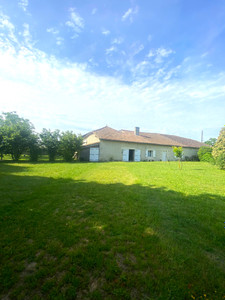 French property for sale in Baignes-Sainte-Radegonde, Charente - €395,000 - photo 9