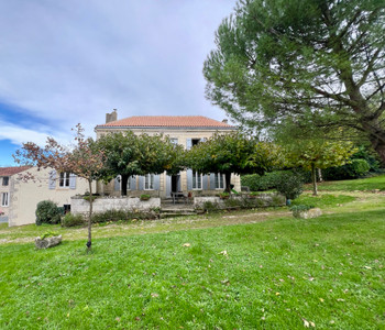 house for sale in Charente-Maritime