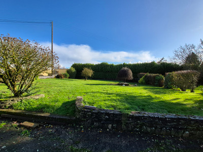 French property for sale in Cléden-Poher, Finistère - €150,000 - photo 3
