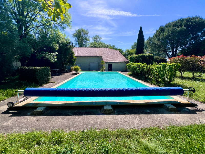 French property for sale in Saint-Martial-sur-Né, Charente-Maritime - €450,500 - photo 2